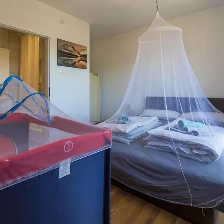 Casa Vista Case de vacanță *